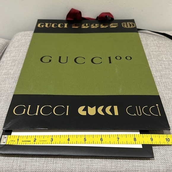 GUCCI SHOPPING BAGS. ( 2). - Picture 9 of 10